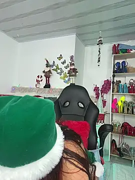 alexa fiore01 online show from December 21, 2025, 4:19 pm