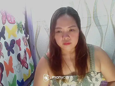 Snapshot of BURBERRY69 chatting on September 29, 2025, 1:34 am BURBERRY69 online show from September 29, 2025, 1:34 am