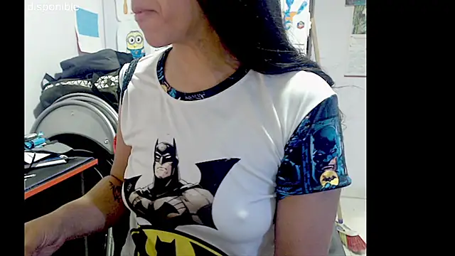 lizztaylor535 online show from October 29, 2025, 3:44 pm