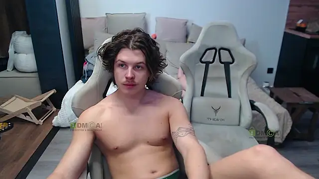 Sunny-Girl1 online show from March 18, 2026, 9:12 am