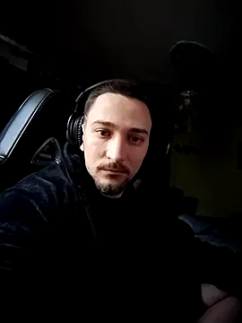 Snapshot of matrix2eck22 chatting on November 18, 2025, 9:56 am matrix2eck22 online show from November 18, 2025, 9:56 am