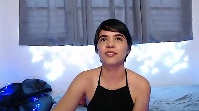 Snapshot of mia_collins_x chatting on March 4, 2026, 7:10 pm mia collins x online show from March 4, 2026, 7:10 pm