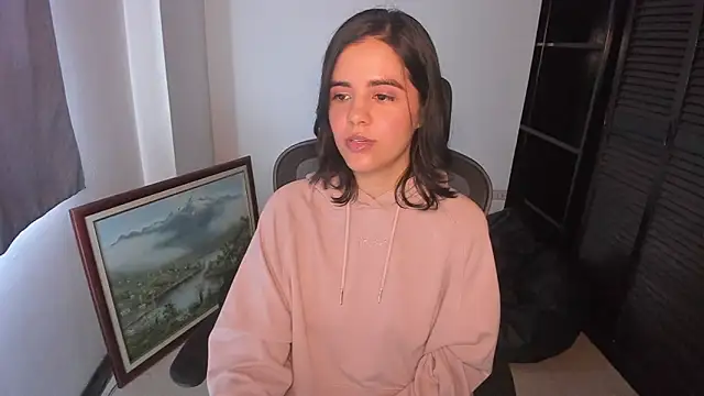 Snapshot of mia_collins_x chatting on October 1, 2025, 6:56 pm mia collins x online show from October 1, 2025, 6:56 pm