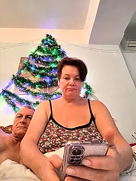 Snapshot of _lady_red_ chatting on December 21, 2025, 6:15 am lady red online show from December 21, 2025, 6:15 am