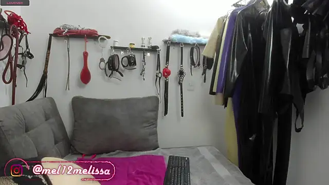 Snapshot of mel12meli chatting on December 23, 2024, 8:57 pm mel12meli online show from December 23, 2024, 8:57 pm