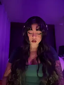 Naiara sex online show from November 19, 2025, 6:02 am