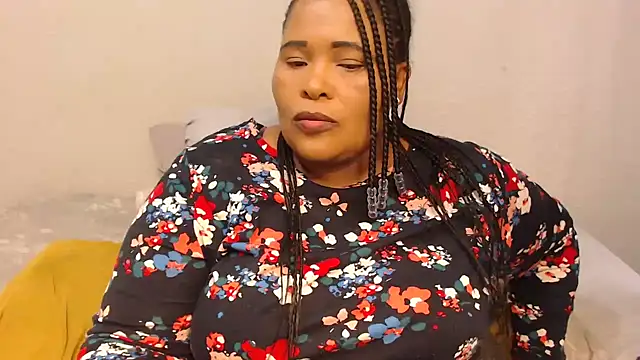 Snapshot of zandile chatting on March 12, 2025, 3:40 pm zandile online show from March 12, 2025, 3:40 pm