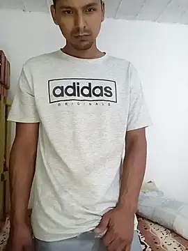 Sirius 5 online show from November 12, 2025, 3:32 am