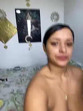 Shantal Lovee online show from March 26, 2026, 7:01 pm