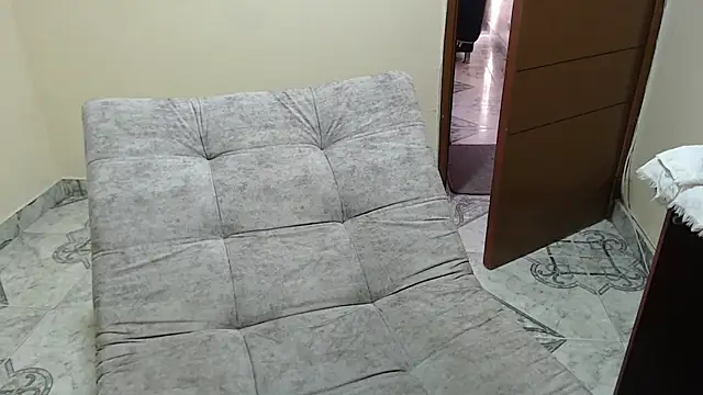 antara hotgirl online show from March 31, 2026, 9:17 pm