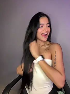 Snapshot of Sammy_pink chatting on February 27, 2026, 4:12 am Sammy pink online show from February 27, 2026, 4:12 am