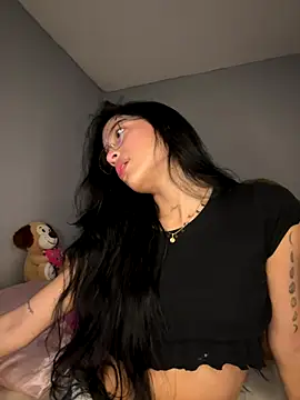 Sammy pink online show from December 14, 2025, 10:48 pm