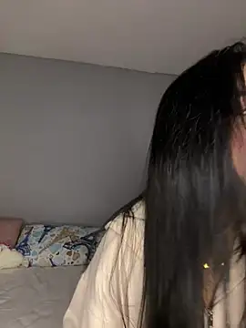 Snapshot of Sammy_pink chatting on February 15, 2026, 4:46 am Sammy pink online show from February 15, 2026, 4:46 am