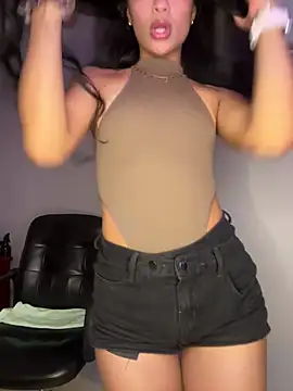 Snapshot of Sammy_pink chatting on February 27, 2026, 11:59 pm Sammy pink online show from February 27, 2026, 11:59 pm