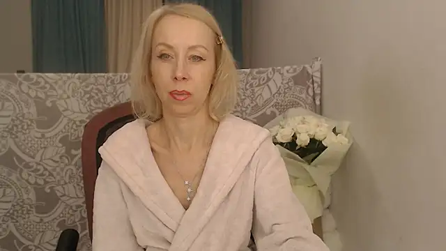 Snapshot of LuxuryNika chatting on November 29, 2025, 5:13 pm LuxuryNika online show from November 29, 2025, 5:13 pm