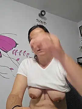 Snapshot of IsabelleCraft chatting on November 29, 2025, 12:16 pm IsabelleCraft online show from November 29, 2025, 12:16 pm