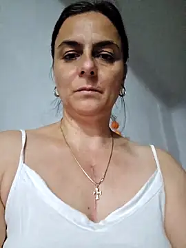 Snapshot of IsabelleCraft chatting on November 11, 2025, 2:23 pm IsabelleCraft online show from November 11, 2025, 2:23 pm