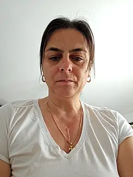 Snapshot of IsabelleCraft chatting on November 2, 2025, 9:36 am IsabelleCraft online show from November 2, 2025, 9:36 am