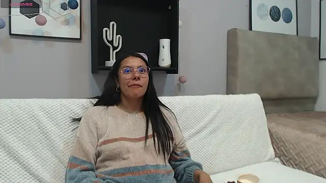 Snapshot of valevicious chatting on February 20, 2025, 6:57 pm valevicious online show from February 20, 2025, 6:57 pm