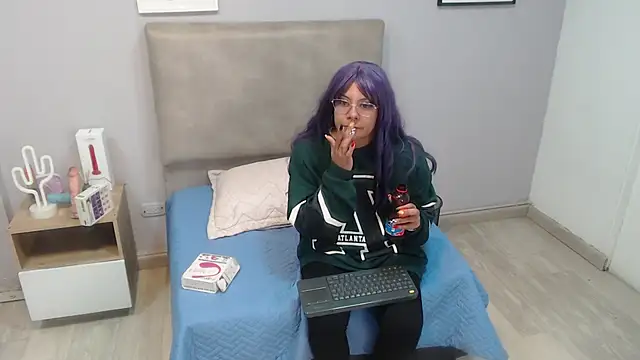 Snapshot of valevicious chatting on October 7, 2025, 5:36 pm valevicious online show from October 7, 2025, 5:36 pm