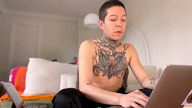 Harry Jen online show from March 21, 2025, 9:12 am