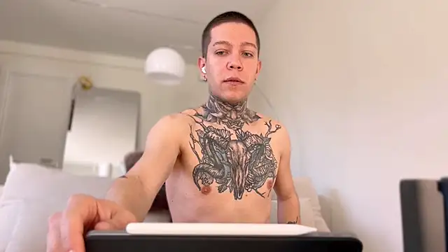 Harry Jen online show from February 23, 2025, 8:28 am