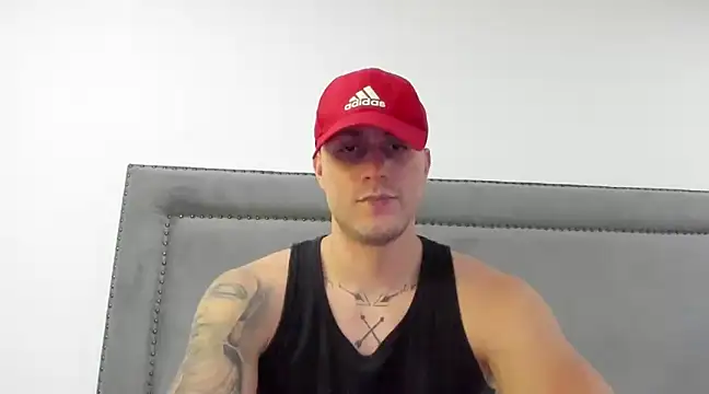 Snapshot of spartacozz chatting on February 3, 2025, 12:15 am spartacozz online show from February 3, 2025, 12:15 am