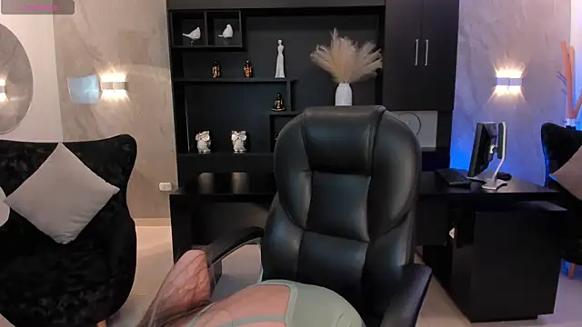 Snapshot of AmyDavis_ chatting on January 12, 2025, 5:22 pm AmyDavis online show from January 12, 2025, 5:22 pm