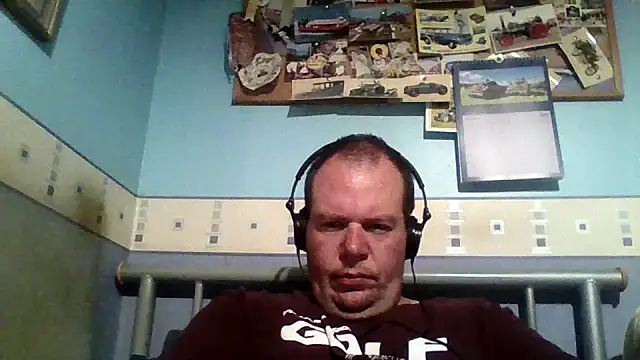 Snapshot of thickdick12331 chatting on October 25, 2025, 9:04 pm thickdick12331 online show from October 25, 2025, 9:04 pm