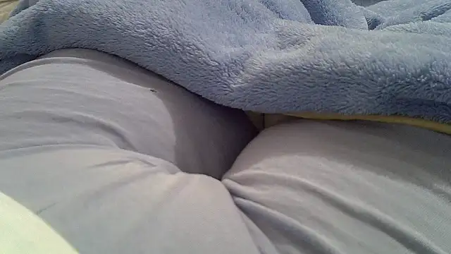 perescam online show from September 23, 2025, 1:45 am