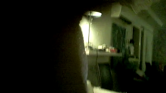 SassyAmanda87 online show from October 28, 2025, 11:25 pm