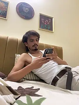 Snapshot of Talha266 chatting on December 22, 2025, 9:20 am Talha266 online show from December 22, 2025, 9:20 am