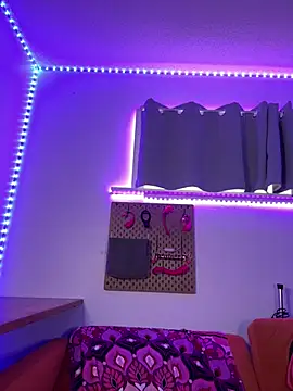 MaggyMayI online show from March 3, 2026, 4:58 pm