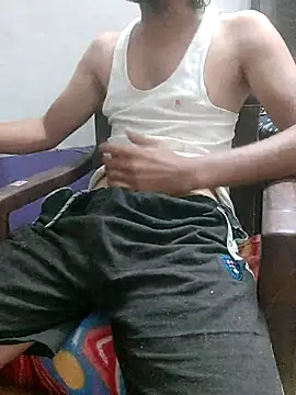HotBoyOm online show from June 9, 2026, 3:07 am