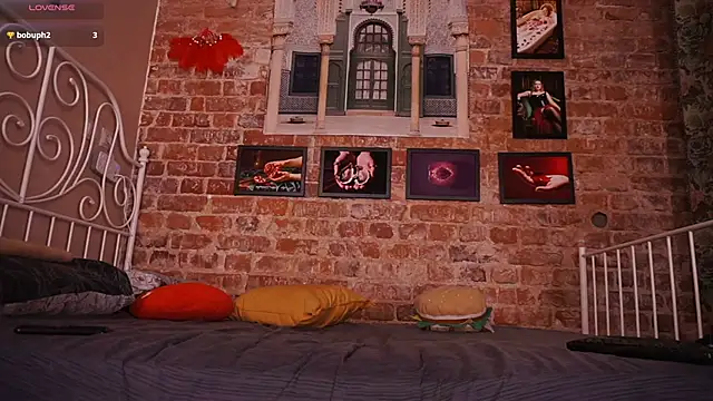 Evelively online show from March 15, 2026, 5:42 pm