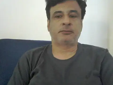 Snapshot of desipapaxxx chatting on October 22, 2025, 5:40 am desipapaxxx online show from October 22, 2025, 5:40 am