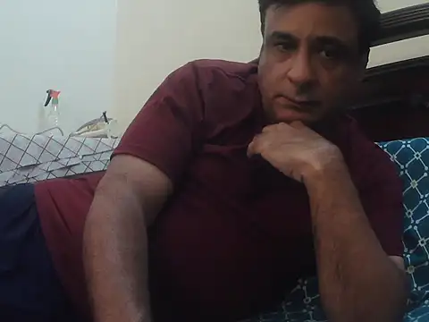 desipapaxxx online show from February 27, 2026, 7:35 pm