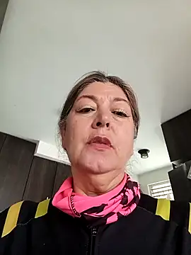 Snapshot of emma_tour chatting on November 26, 2025, 3:56 pm emma tour online show from November 26, 2025, 3:56 pm