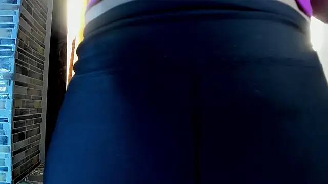 girasol walton online show from February 28, 2025, 3:37 pm