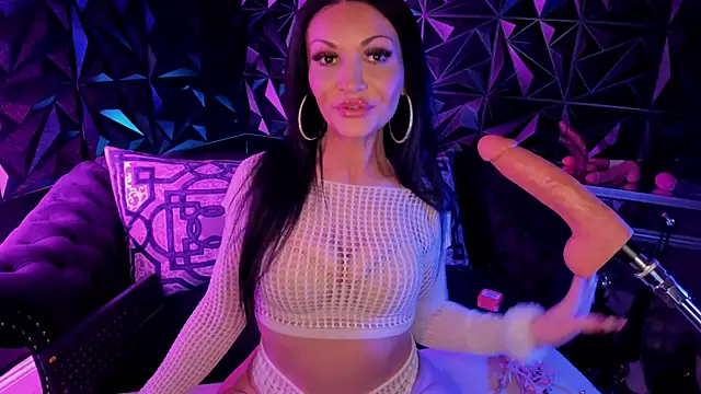 Snapshot of NatashaxoBangs chatting on March 3, 2026, 3:57 am NatashaxoBangs online show from March 3, 2026, 3:57 am