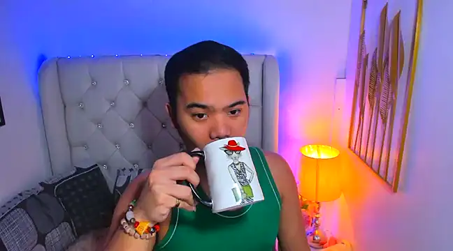 AsianZero online show from February 13, 2025, 5:33 pm