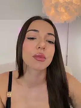 Snapshot of Rileysim88 chatting on February 22, 2026, 9:22 am Rileysim88 online show from February 22, 2026, 9:22 am