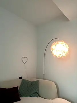 Snapshot of Rileysim88 chatting on November 30, 2025, 8:48 am Rileysim88 online show from November 30, 2025, 8:48 am