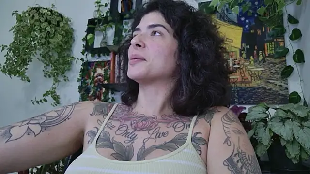 TaliMajesty online show from February 20, 2026, 12:51 am