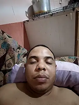 Snapshot of Mulatop chatting on December 18, 2024, 12:10 am Mulatop online show from December 18, 2024, 12:10 am