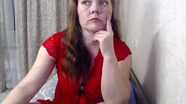 Snapshot of SheLion chatting on November 26, 2025, 2:50 pm SheLion online show from November 26, 2025, 2:50 pm