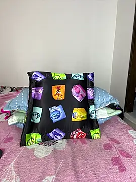 Snapshot of sandylau chatting on January 18, 2026, 5:27 pm sandylau online show from January 18, 2026, 5:27 pm