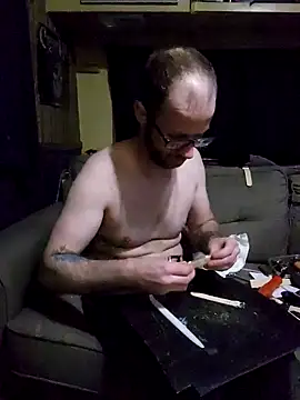 Snapshot of Cooking_Cristal chatting on December 28, 2024, 1:39 am Cooking Cristal online show from December 28, 2024, 1:39 am