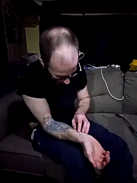 Snapshot of Cooking_Cristal chatting on February 4, 2025, 4:37 am Cooking Cristal online show from February 4, 2025, 4:37 am