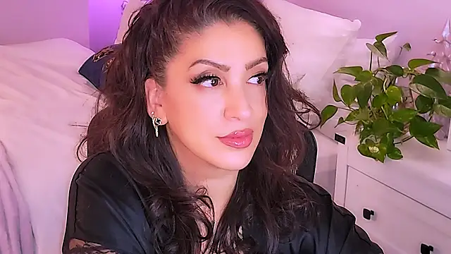 Snapshot of Wonderful_Woman chatting on February 23, 2026, 2:13 am Wonderful Woman online show from February 23, 2026, 2:13 am